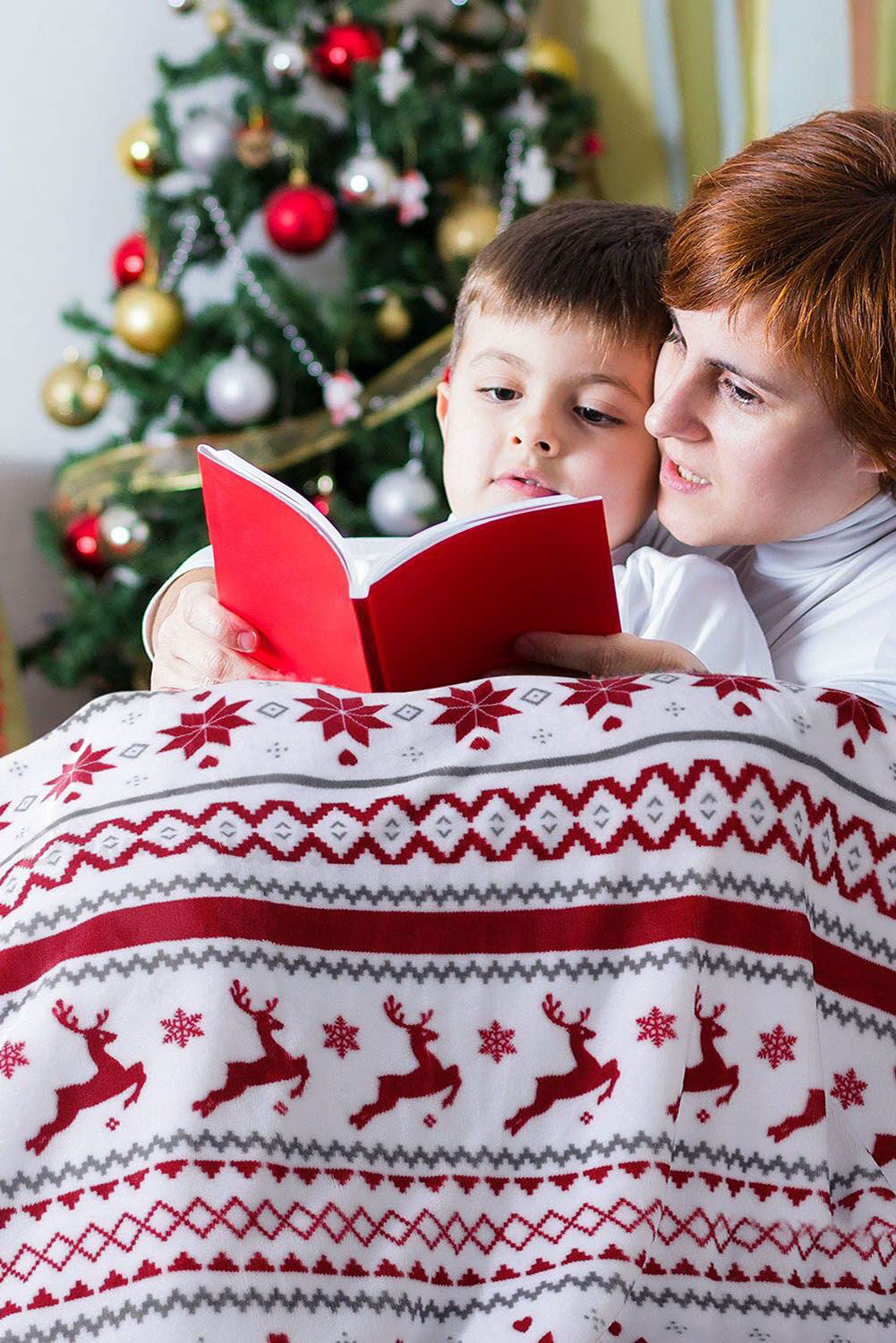 Snow White Reindeer Snowflake Sherpa Blanket